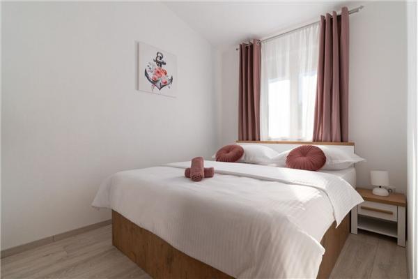 Apartment A2, for 6 persons