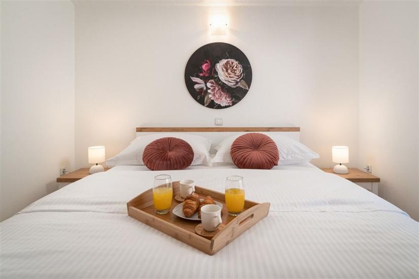 Apartment A2, for 6 persons