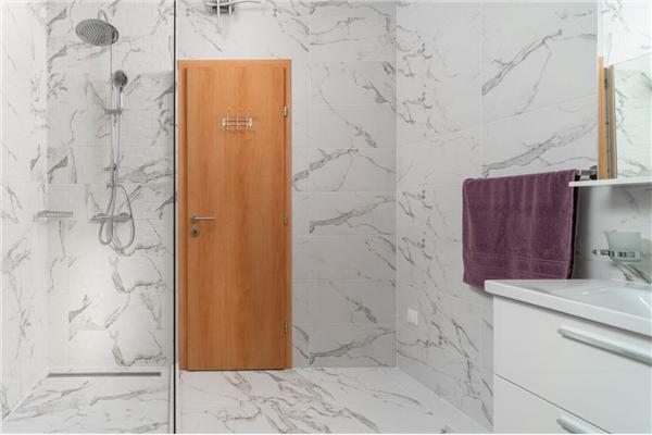 Apartment A2, for 6 persons