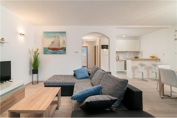 Apartment A1, for 6 persons