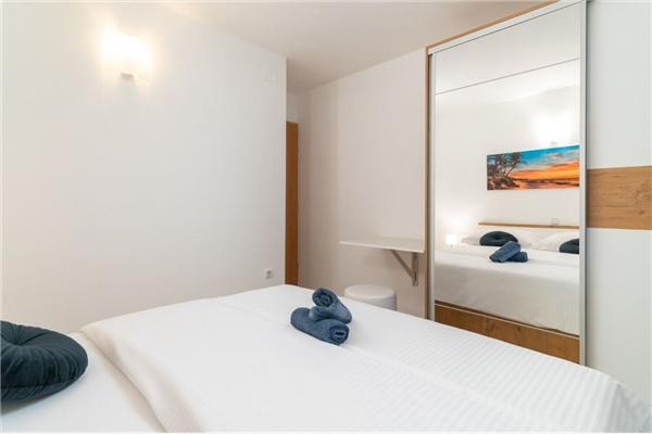 Apartment A1, for 6 persons