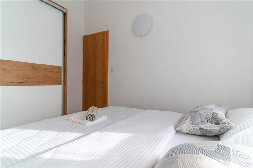 Apartment A2, for 6 persons