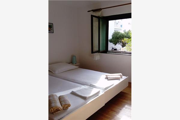 Apartment A1, for 5 persons