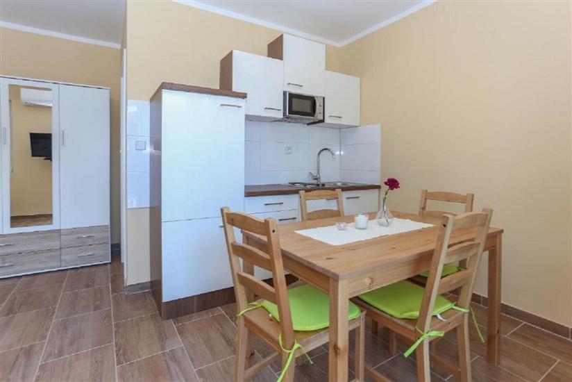 Apartment A1, for 3 persons