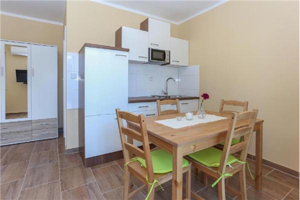 Apartment A1, for 3 persons