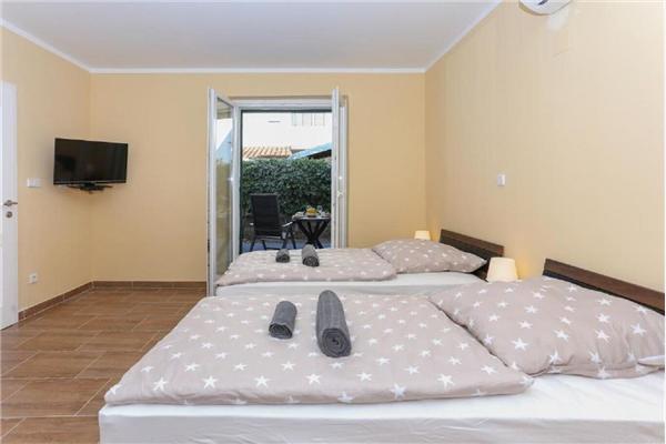 Apartment A2, for 3 persons