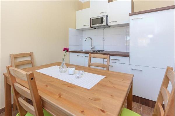 Apartment A4, for 3 persons