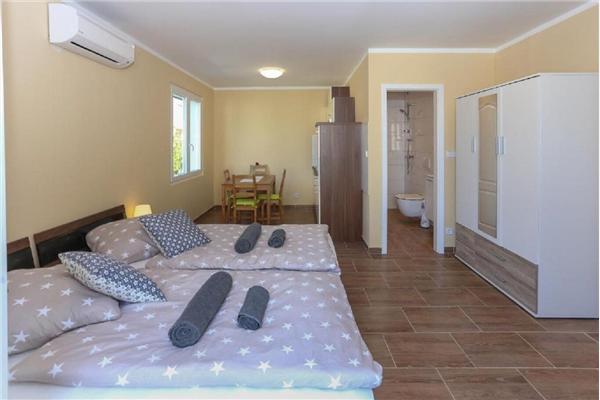 Apartment A5, for 3 persons