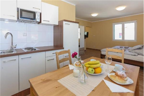 Apartment A5, for 3 persons