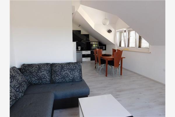 Apartment A4, for 6 persons