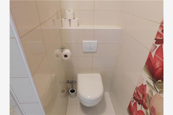 Apartment A4, for 6 persons