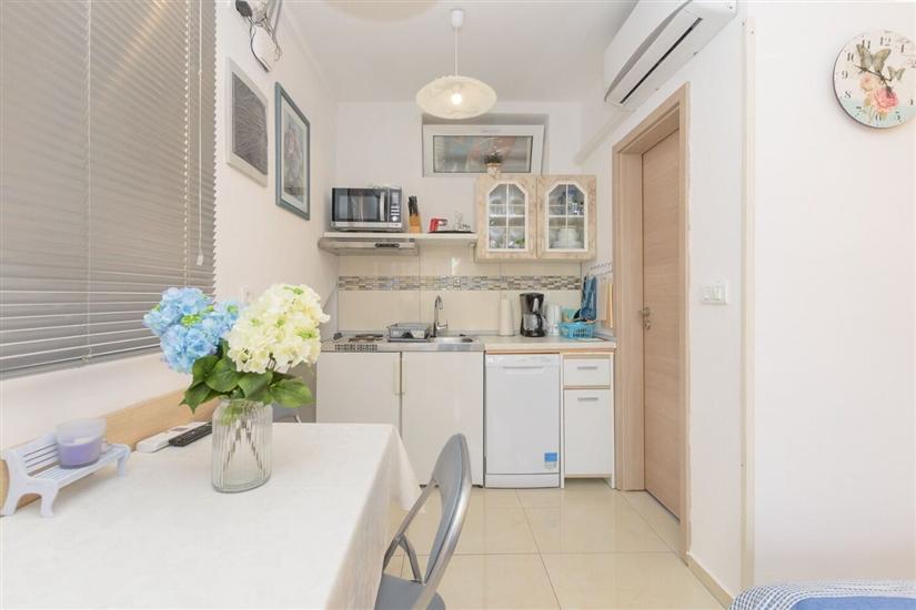 Apartment A1, for 3 persons