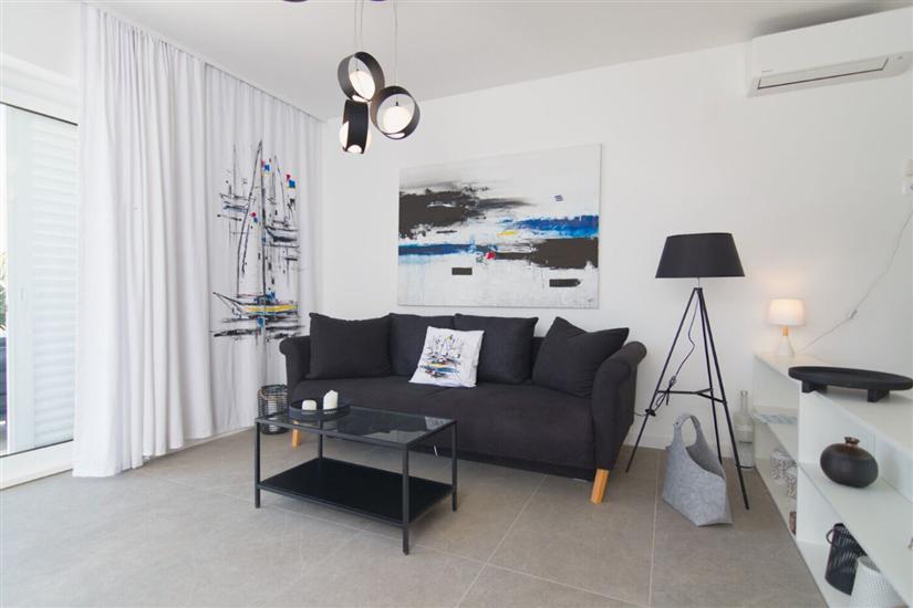 House K1, for 5 persons