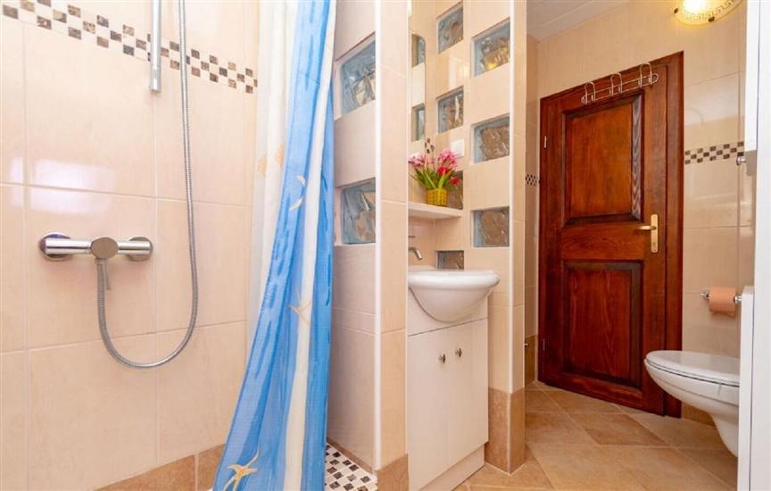 Apartment A2, for 4 persons