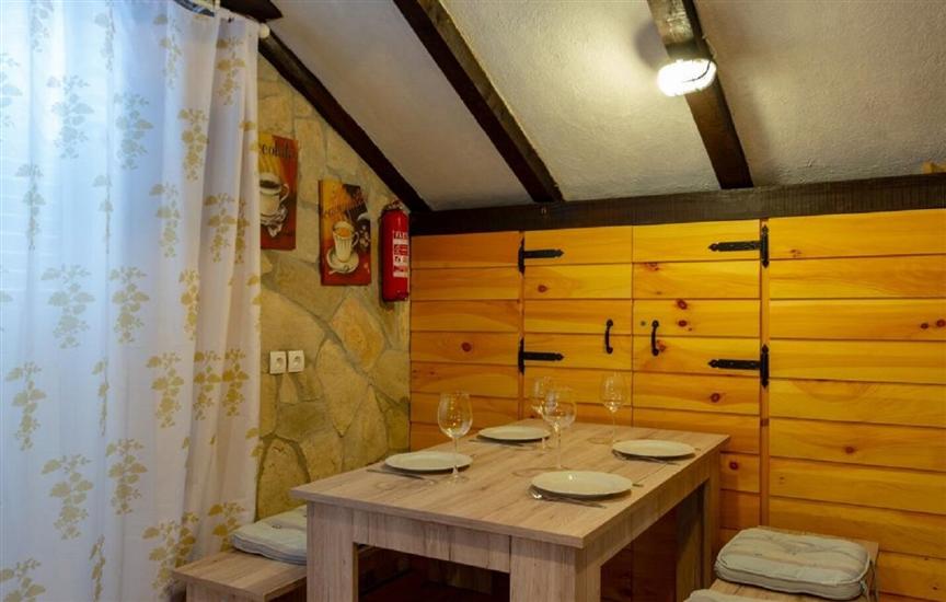 Apartment A4, for 4 persons