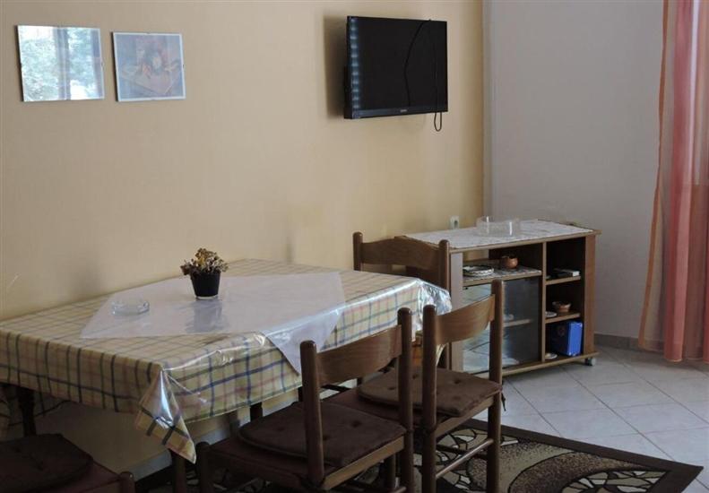Apartment A2, for 4 persons