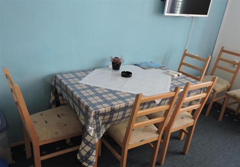 Apartment A4, for 5 persons