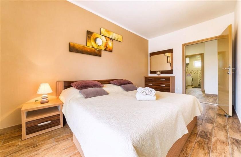 Lägenhet A2, för 5 personer