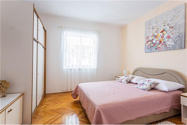 Apartment A1, for 4 persons