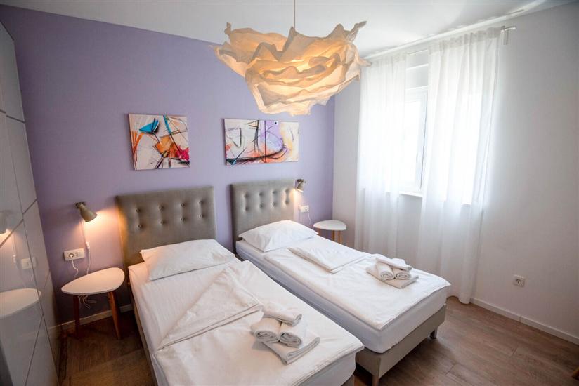 House K1, for 8 persons