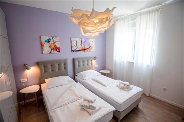 House K1, for 8 persons