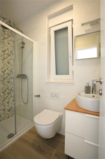 House K1, for 8 persons