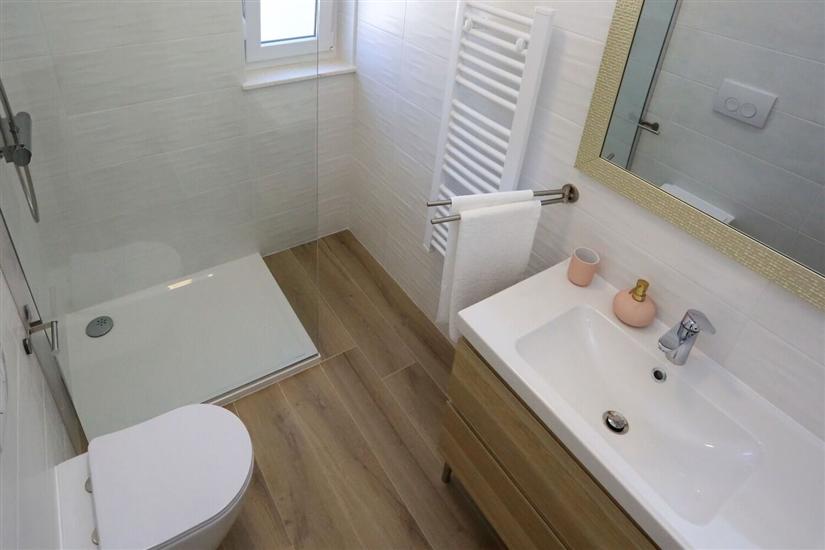 House K1, for 8 persons