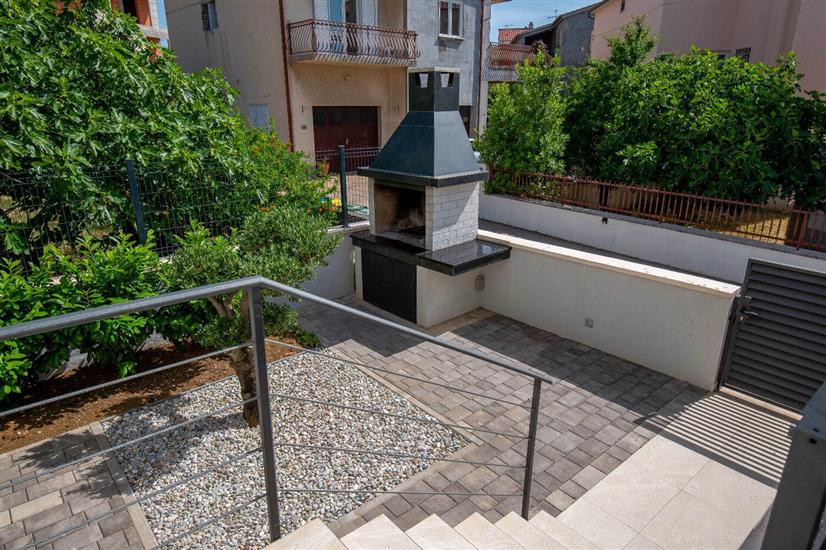 House Heated pool Kreso