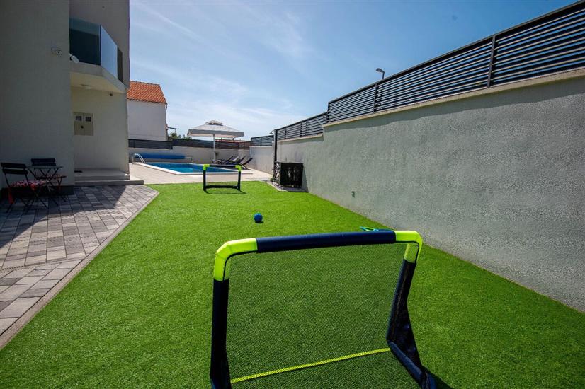 House Heated pool Kreso