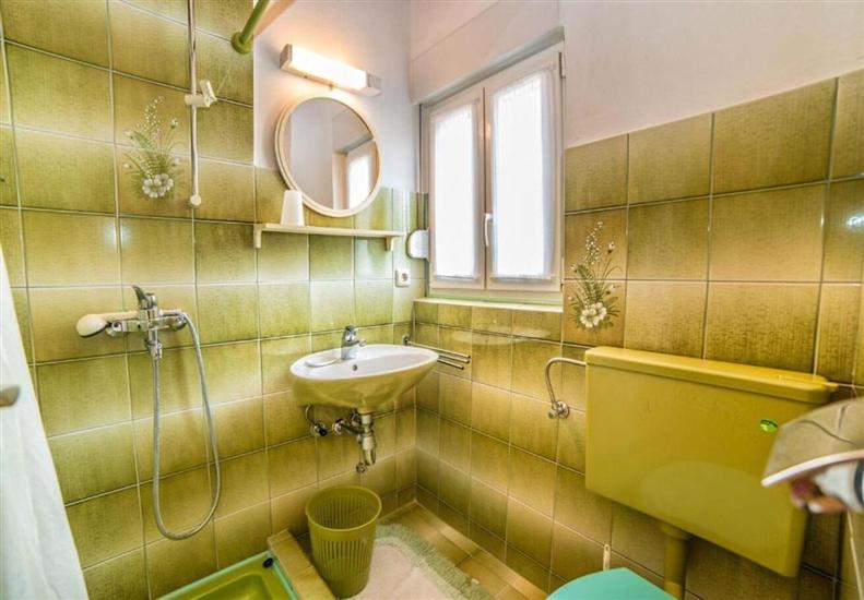 Apartment A1, for 5 persons