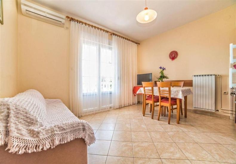 Apartment A3, for 3 persons