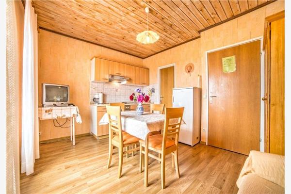 Apartment A2, for 3 persons
