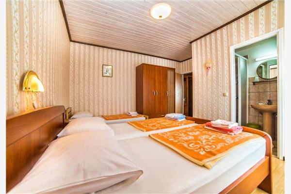 Apartment A2, for 3 persons