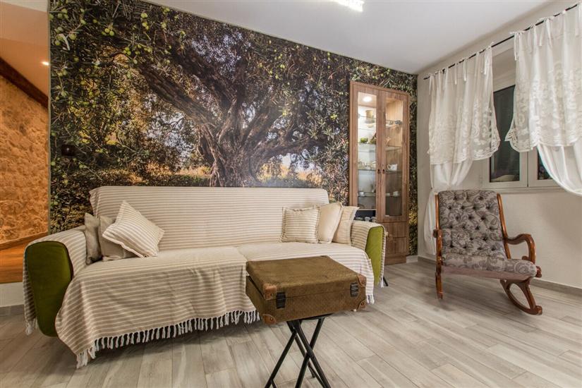 Apartment A1, for 8 persons