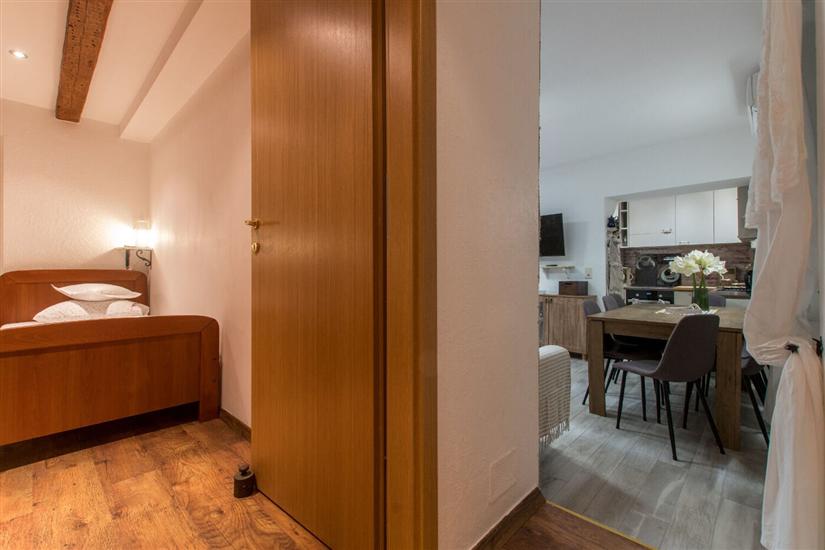 Apartment A1, for 8 persons