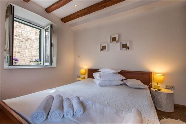 Apartment A1, for 8 persons