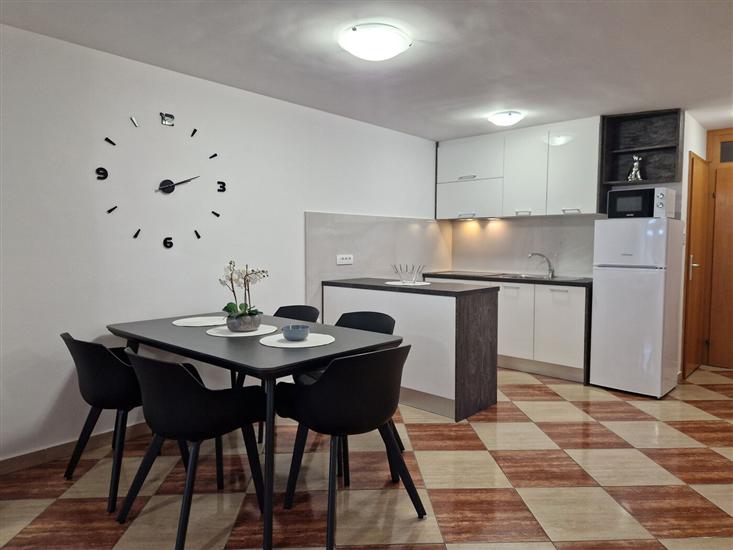 Apartment A2, for 4 persons