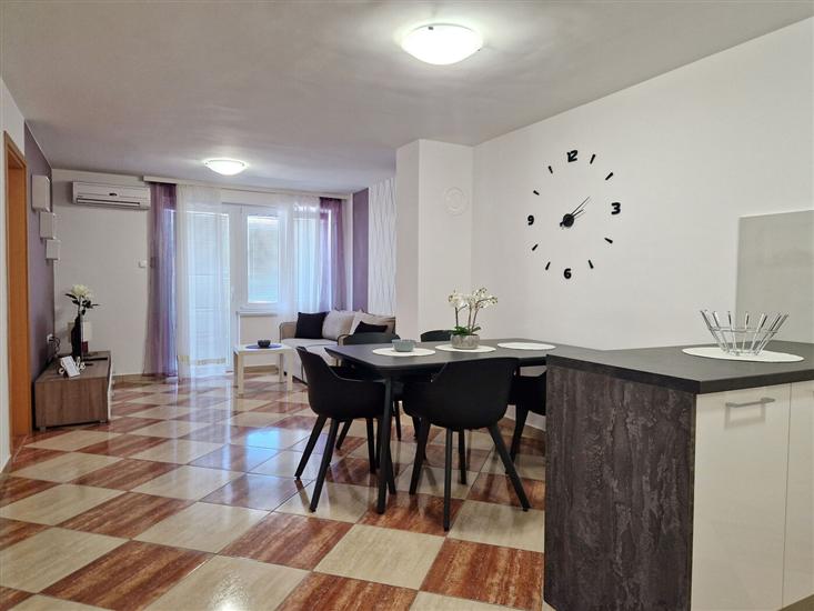 Apartment A2, for 4 persons