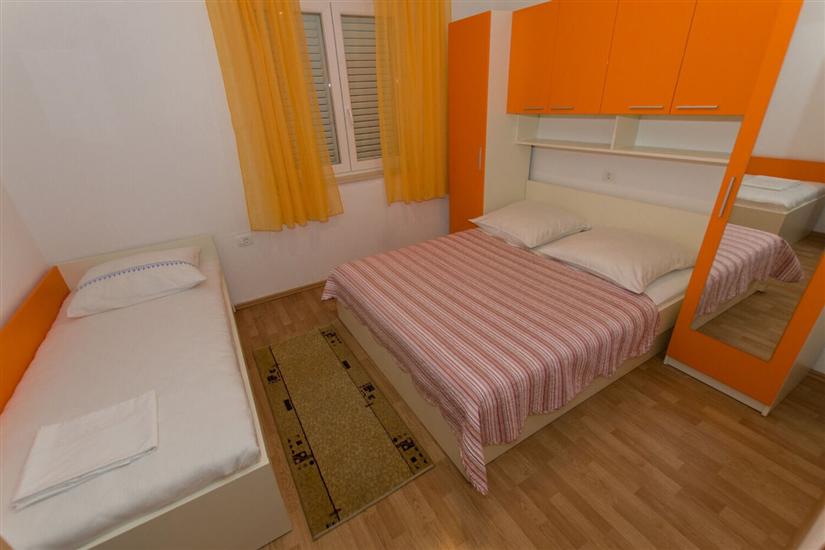 Apartment A2, for 4 persons