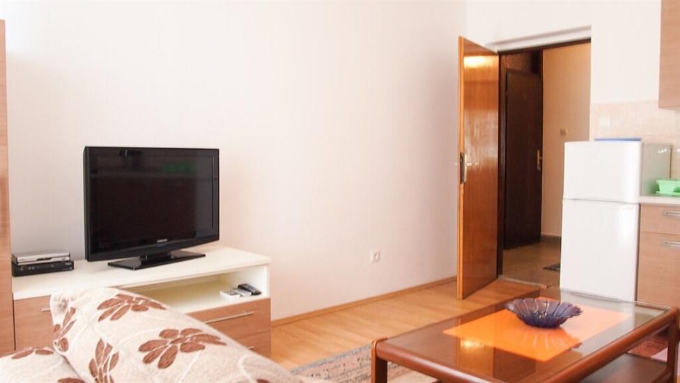 Apartment A4, for 5 persons