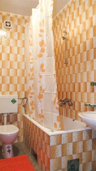 Apartment A4, for 5 persons