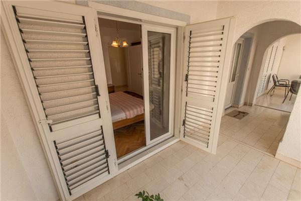 Apartment A8, for 4 persons