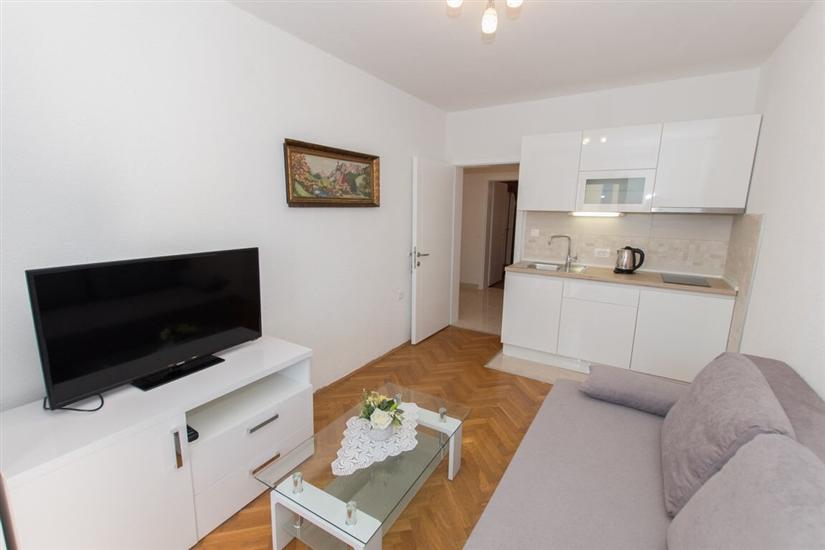 Apartment A8, for 4 persons