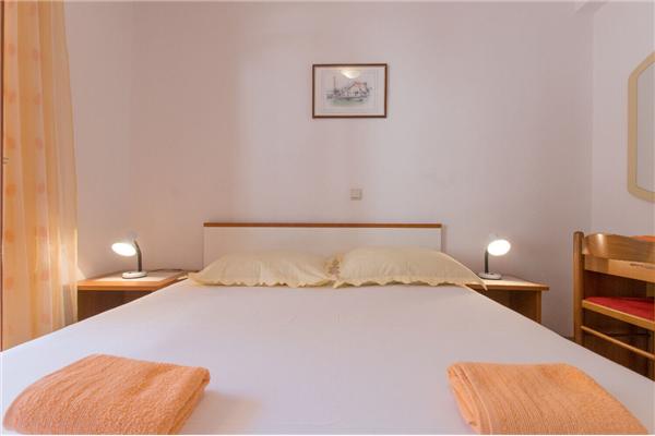 Apartment A1, for 7 persons