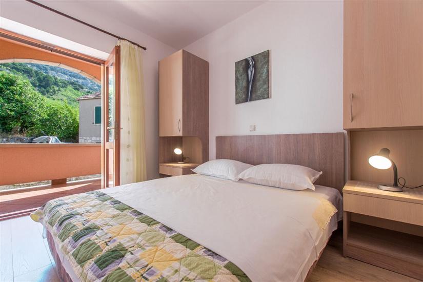 Apartment A1, for 7 persons