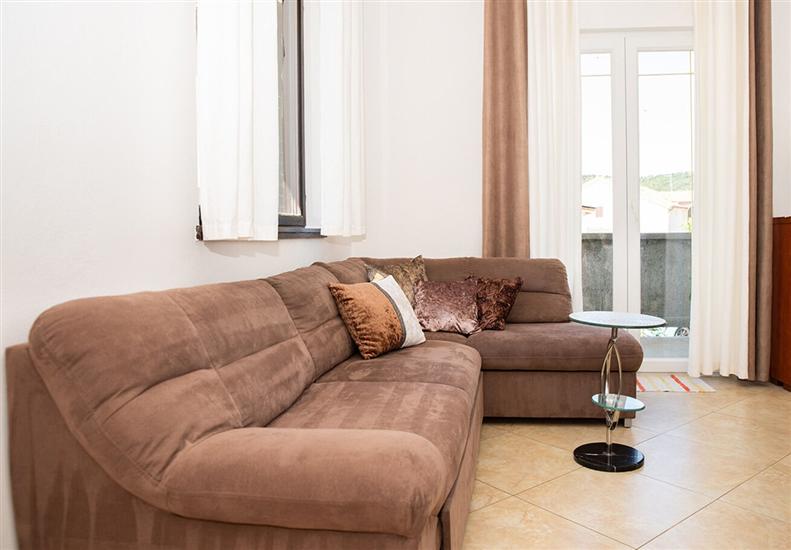 Apartment A1, for 6 persons