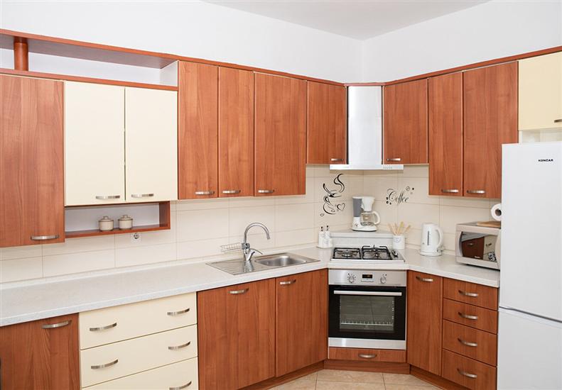 Apartment A1, for 6 persons