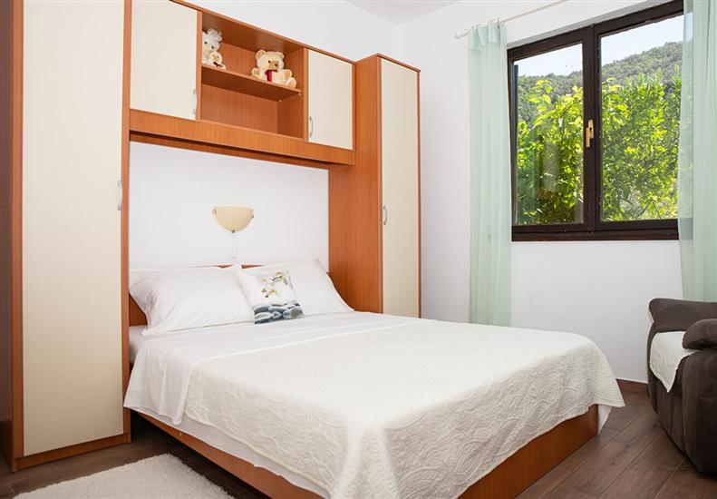 Apartment A1, for 6 persons