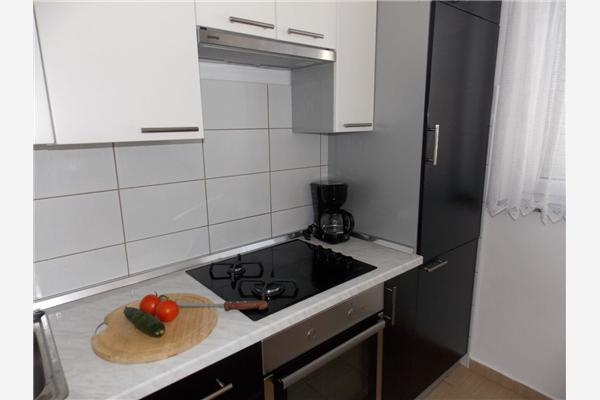 Apartment A6, for 5 persons