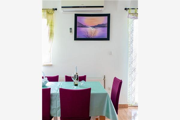 Apartment A1, for 4 persons